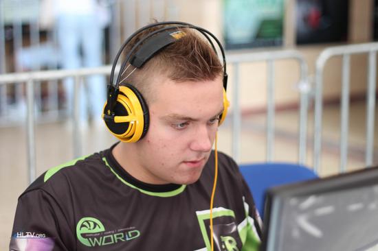 Spirit 战胜了 NAVI，晋级 IEM Katowice 2025 决赛